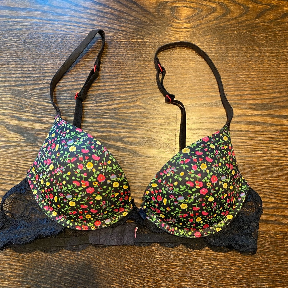 Victoria’s Secret Bra